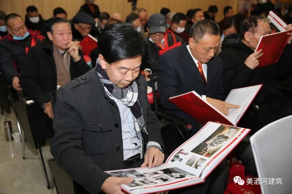 《香漫赤水河》诗联书画册首发式在四川古蔺举行(图5) 《香漫赤水河》诗联书画册首发式在四川古蔺举行(图5)