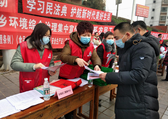 宜宾叙州:情系农民工三重大礼送“年货”(图2) 微信图片_20220119114558.png