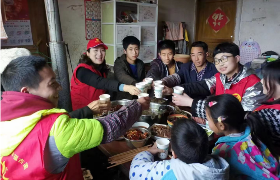 古蔺王丽:倾情教育 赢得留守儿童笑颜开(图3) 微信图片_20220711192405.png