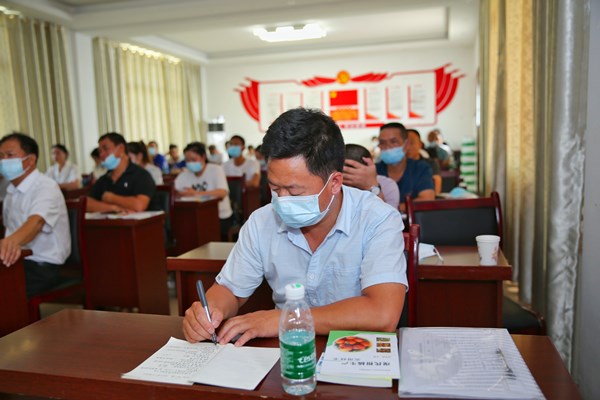 中国侨联“侨爱心—归侨侨眷技能”培训开班仪式在古蔺举行(图6) 4822915a06ae90e5a9daba1138cf224.jpg