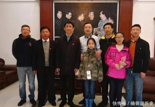 江青唯一的外孙:在亚运会当志愿者被认出,如今经商有成为人低调(图1) t017475c320bc52e25a.webp.jpg