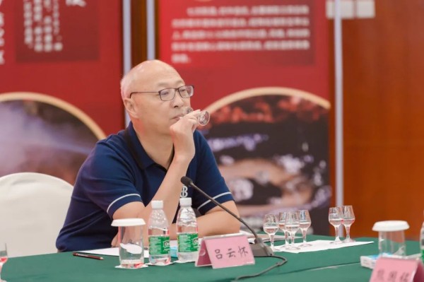 焕新升级 | 佳乐酒业“佳记亭”亮相央视!(图5) 640 (6).jpg