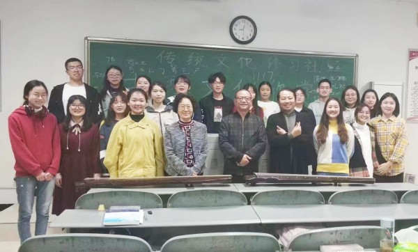 “川南清韵•谢勇斫琴音乐会”5月22日酒城泸州弹响(图5) 微信图片_20230518104425_副本.jpg