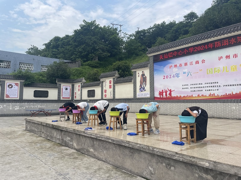 纳溪区天仙镇中心小学开展防溺水安全演练(图3) 3.png