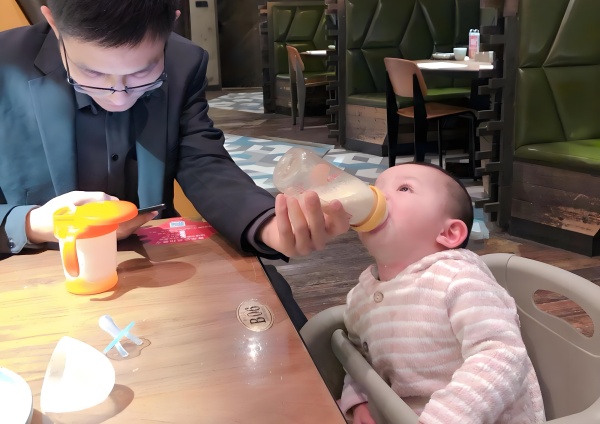 初旭:女儿教我学宽容(图1) adb61ce9-1c67-4974-bc47-d37c7454b91b.jpg