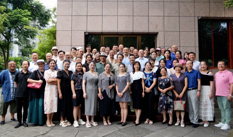 泸州市文化遗产保护协会召开半年工作总结及理事扩大会议(图11) 微信图片_20240716161844.jpg