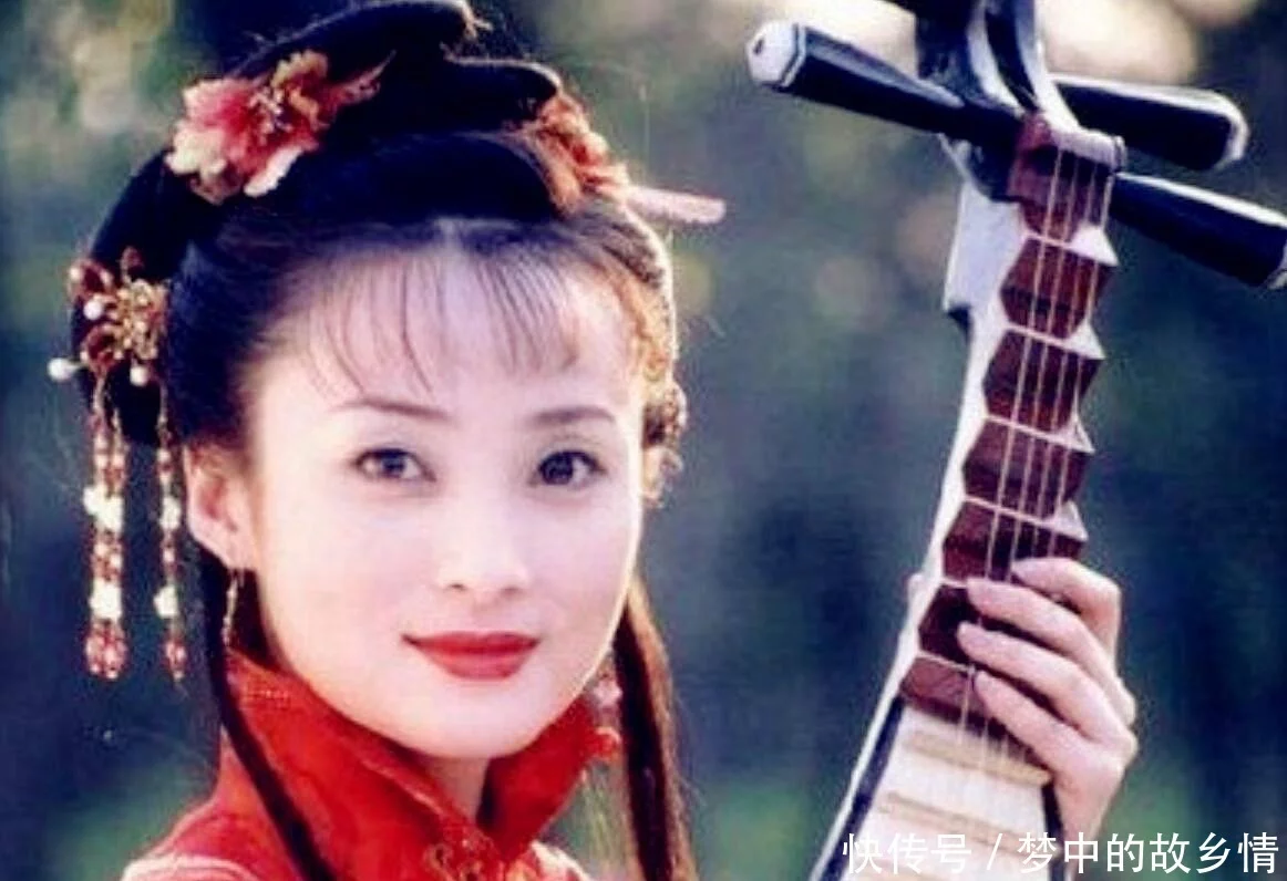 中国最“顶级的美人儿”,一颦一笑间都能勾人心魂(图2) 中国“顶级的美人儿”,一颦一笑间都能勾人心魂