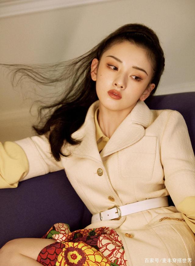 宋祖儿满满八十年代港风,印花亮色个性大胆(图3) 宋祖儿满满八十年代港风,印花亮色个性大胆(图3)