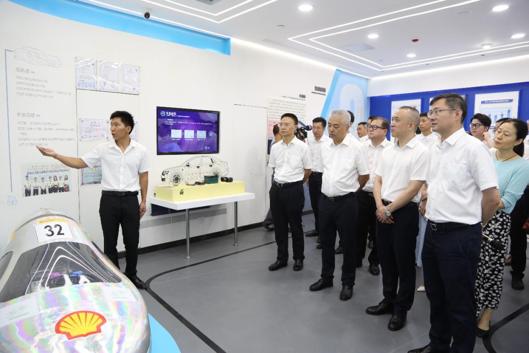 泸州职院多个基地揭牌,将打造科技创新综合体(图6) 泸州职院多个基地揭牌,将打造科技创新综合体(图6)
