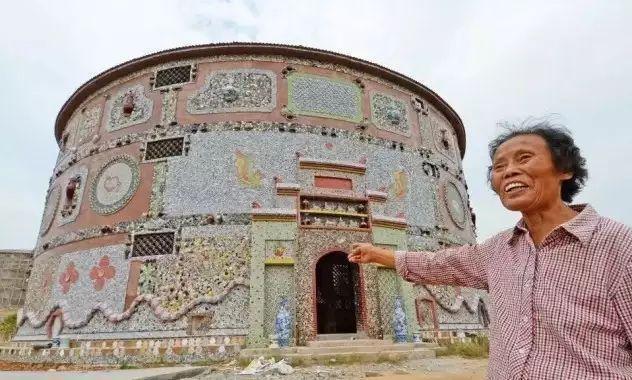 江西老太太5年花6000万 打造一座千年瓷宫(图5) 江西老太太5年花6000万 打造一座千年瓷宫(图5)