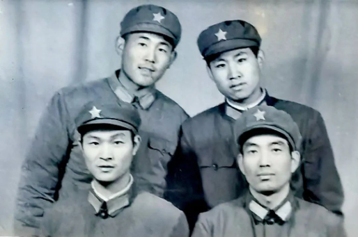 战士芳华 | 炮连演唱组记忆(七)(图1) 微信图片_20231001162231.png