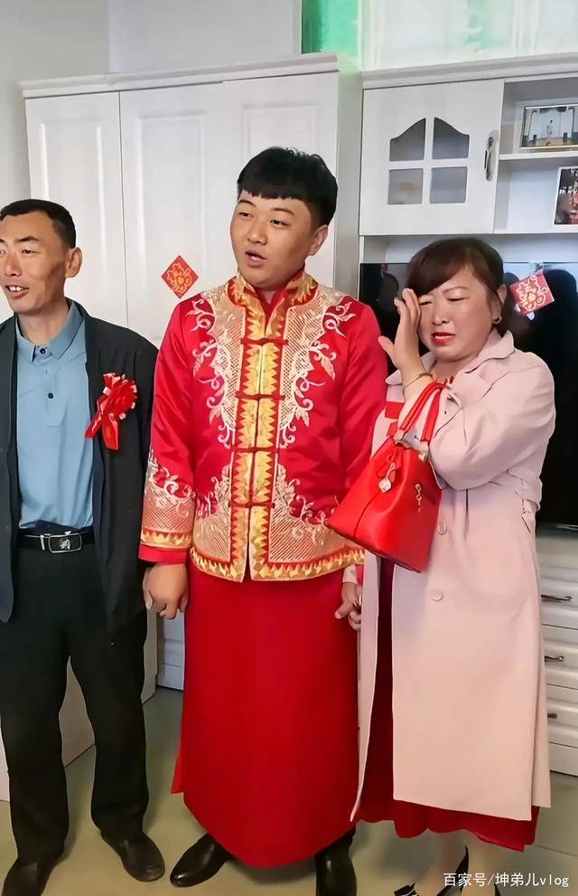 50岁山西女董事长远嫁河北年轻小伙子！