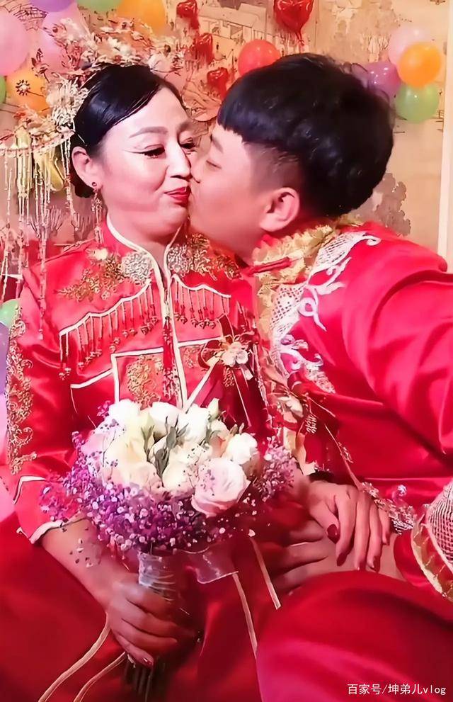 50岁山西女董事长远嫁河北年轻小伙子！