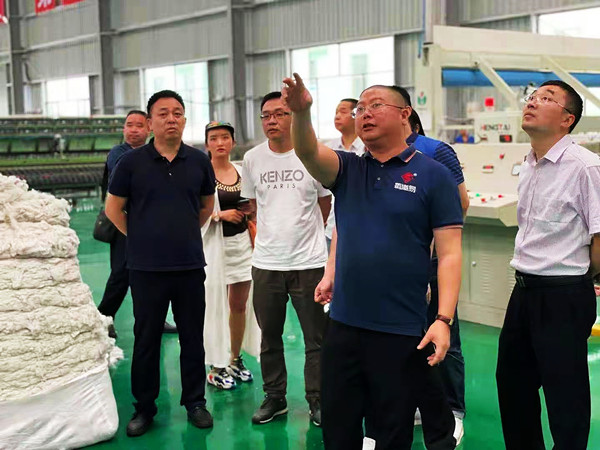 “聚乡情 共发展”成都古蔺商会走进四川中能伟创环保科技(图3)